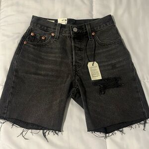 LEVI STRAUSS & CO. 501® MID THIGH WOMEN'S SHORTS - Lunar Black